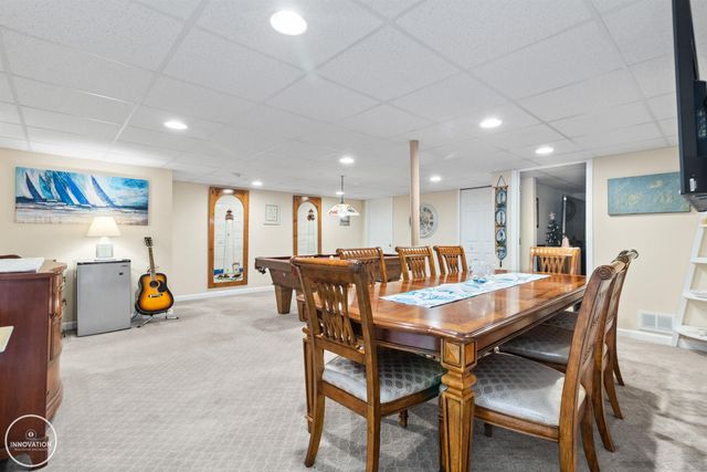 29910 Kenwood Court, Roseville, MI 48066