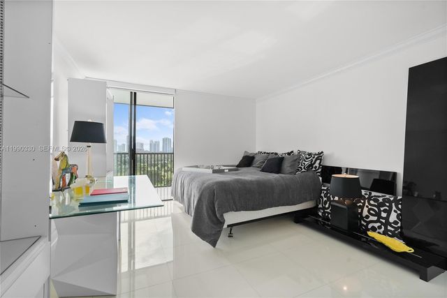 20301 W Country Club Dr 1226, Aventura, FL 33180