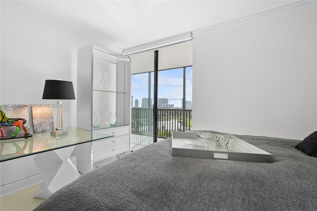 20301 W Country Club Dr 1226, Aventura, FL 33180