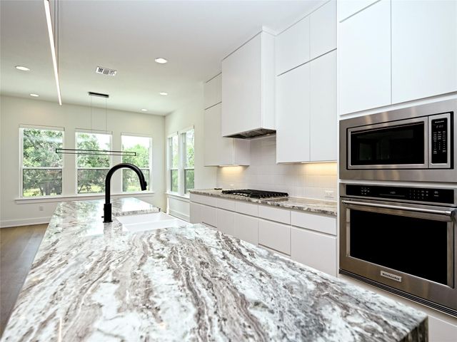 101 Aston CV, Georgetown, TX 78633