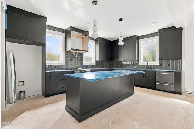 814 E Davie Street, Raleigh, NC 27601