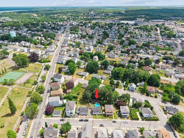 45 Bright St, Fall River, MA 02721