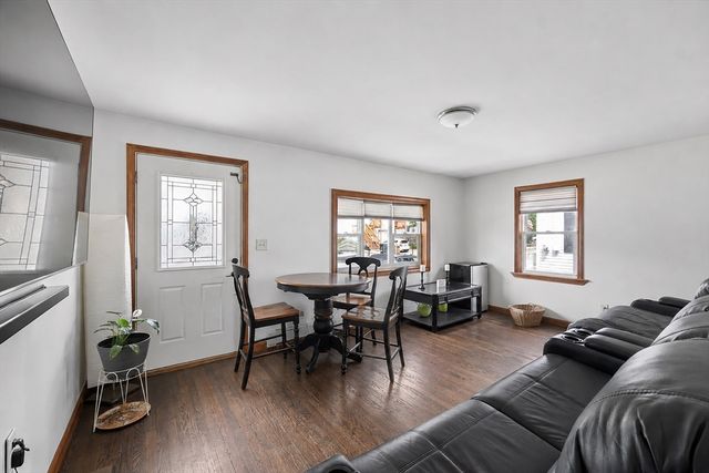 45 Bright St, Fall River, MA 02721