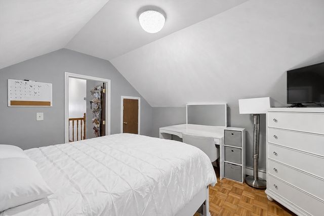 45 Bright St, Fall River, MA 02721