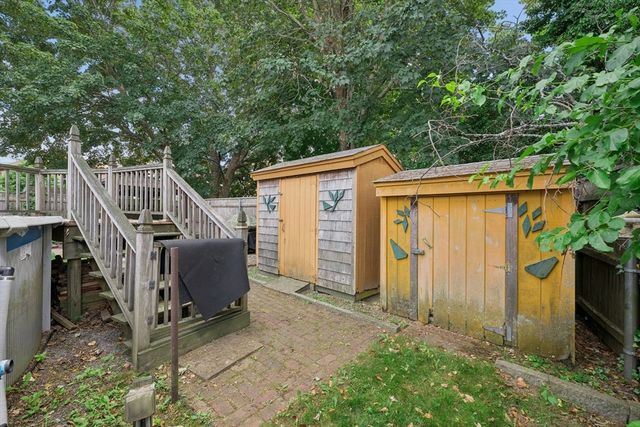 45 Bright St, Fall River, MA 02721
