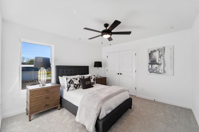 6001 TAMARACK DR, Columbia, MO 65203