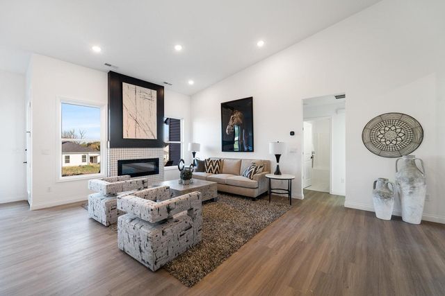 6001 TAMARACK DR, Columbia, MO 65203