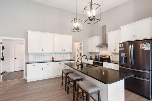 6001 TAMARACK DR, Columbia, MO 65203