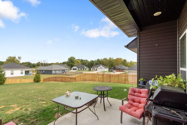 6001 TAMARACK DR, Columbia, MO 65203