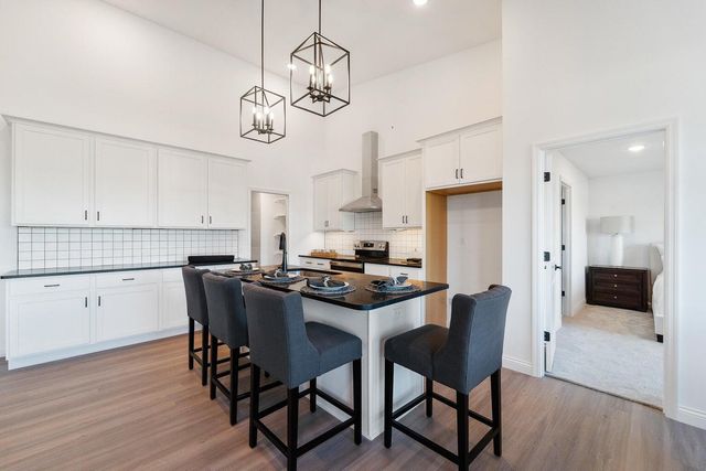 6001 TAMARACK DR, Columbia, MO 65203