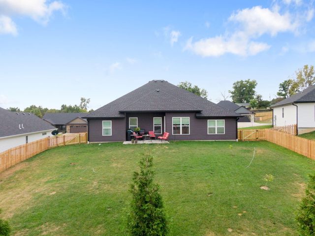 6001 TAMARACK DR, Columbia, MO 65203