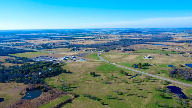 65.889 Acres. TBD State Hwy 31 Bypass, Corsicana, TX 75110