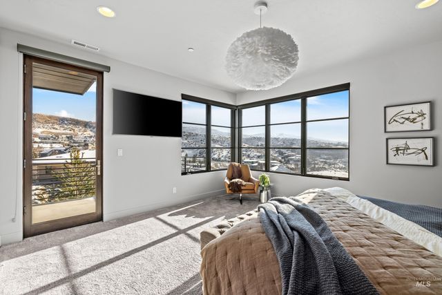 510 W Paso Fino Dr., Boise, ID 83702