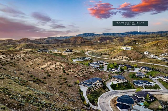 510 W Paso Fino Dr., Boise, ID 83702