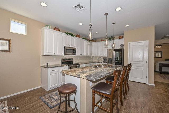 21974 W LASSO Lane W, Buckeye, AZ 85326