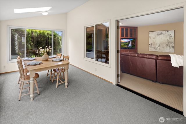 17421 190th Ave SE, Renton, WA 98058