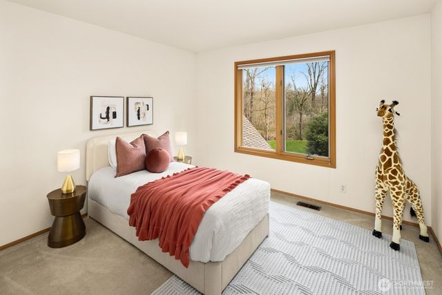 17421 190th Ave SE, Renton, WA 98058