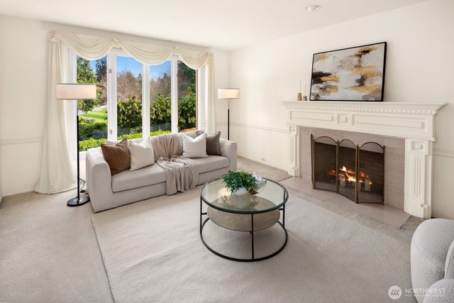 17421 190th Ave SE, Renton, WA 98058