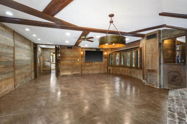 3886 E Hawthorne Hill Lane, Springfield, MO 65809