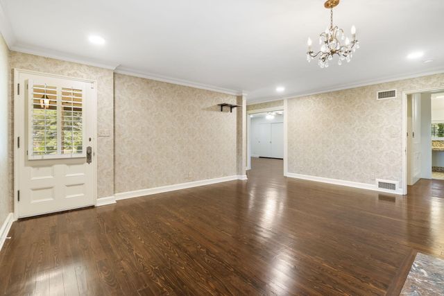3886 E Hawthorne Hill Lane, Springfield, MO 65809