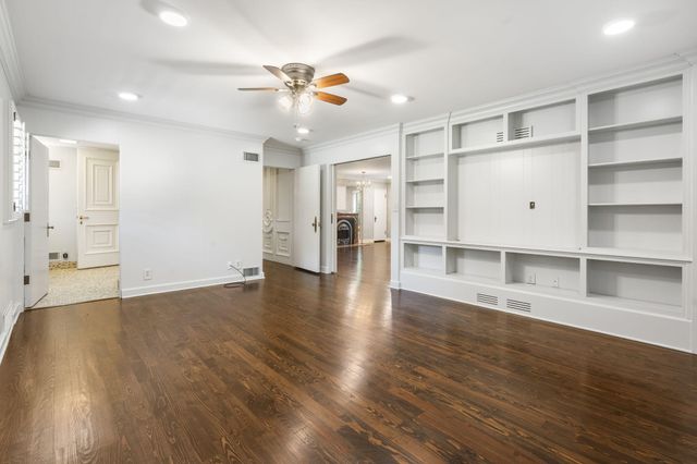 3886 E Hawthorne Hill Lane, Springfield, MO 65809