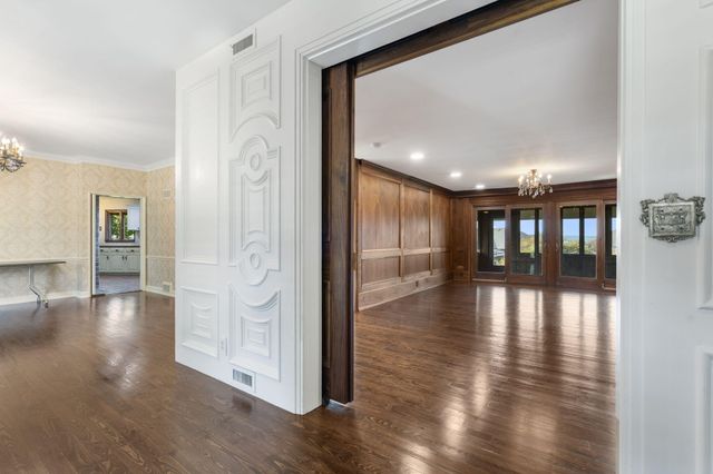 3886 E Hawthorne Hill Lane, Springfield, MO 65809