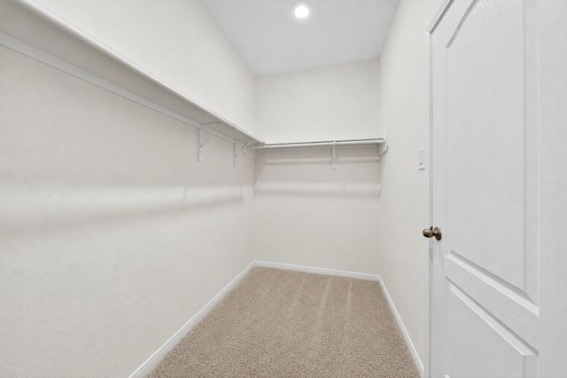 12818 Mossy Knoll Drive, Houston, TX 77044