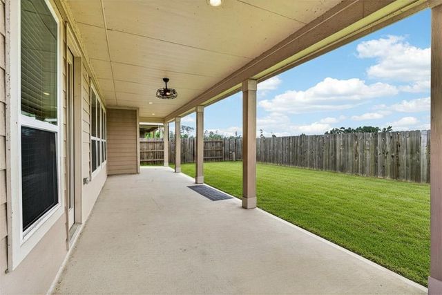 12818 Mossy Knoll Drive, Houston, TX 77044