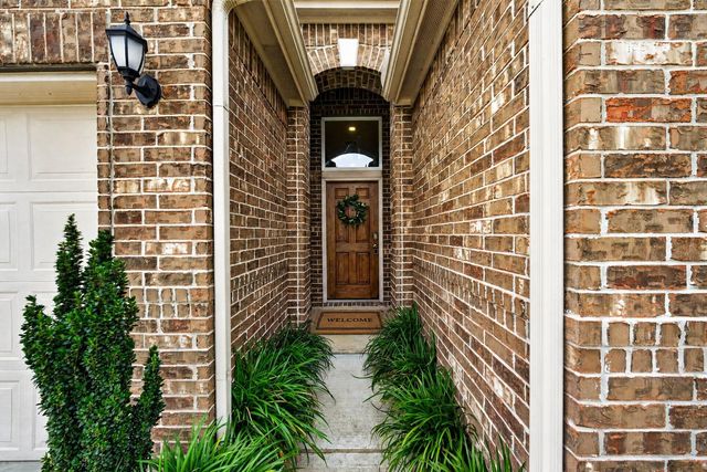 12818 Mossy Knoll Drive, Houston, TX 77044