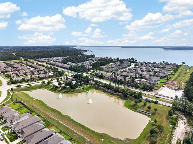 12818 Mossy Knoll Drive, Houston, TX 77044