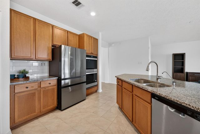 12818 Mossy Knoll Drive, Houston, TX 77044