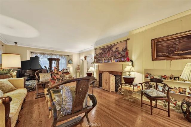 2136 S El Molino, San Marino, CA 91108