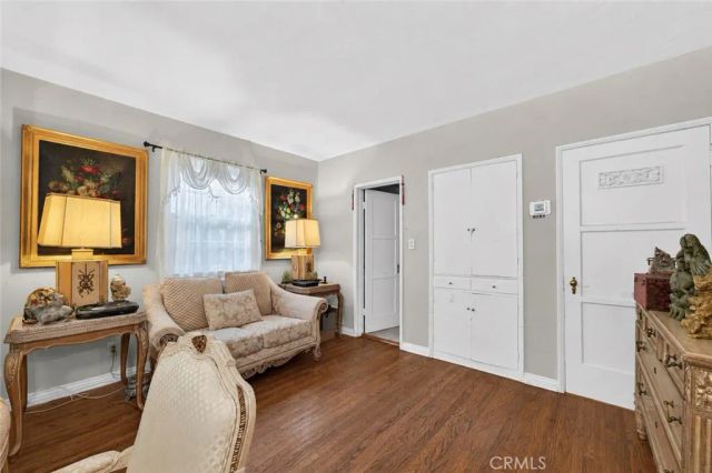 2136 S El Molino, San Marino, CA 91108
