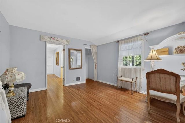 2136 S El Molino, San Marino, CA 91108