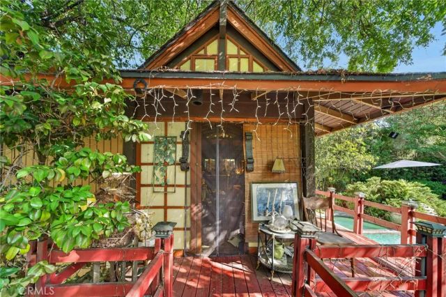 2136 S El Molino, San Marino, CA 91108