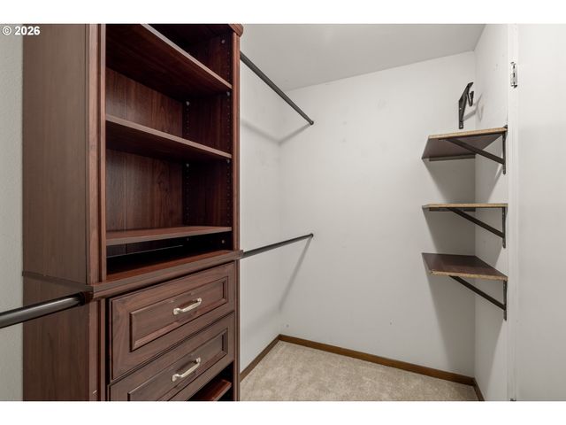2820 Se BRODIAEA Ct, Hillsboro, OR 97123