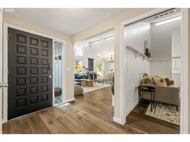 2820 Se BRODIAEA Ct, Hillsboro, OR 97123