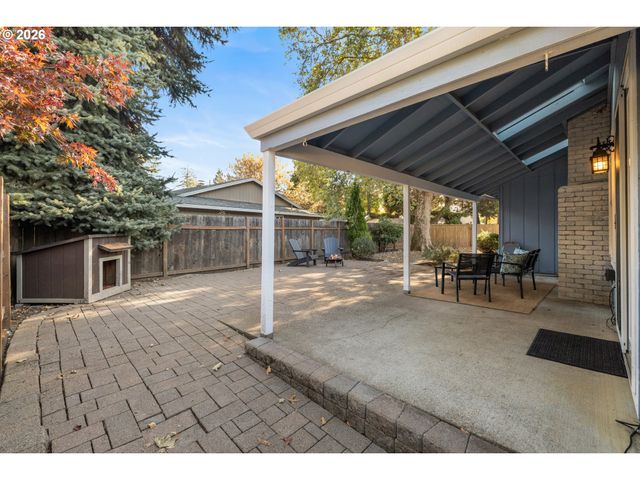 2820 Se BRODIAEA Ct, Hillsboro, OR 97123