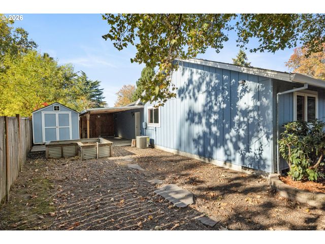 2820 Se BRODIAEA Ct, Hillsboro, OR 97123