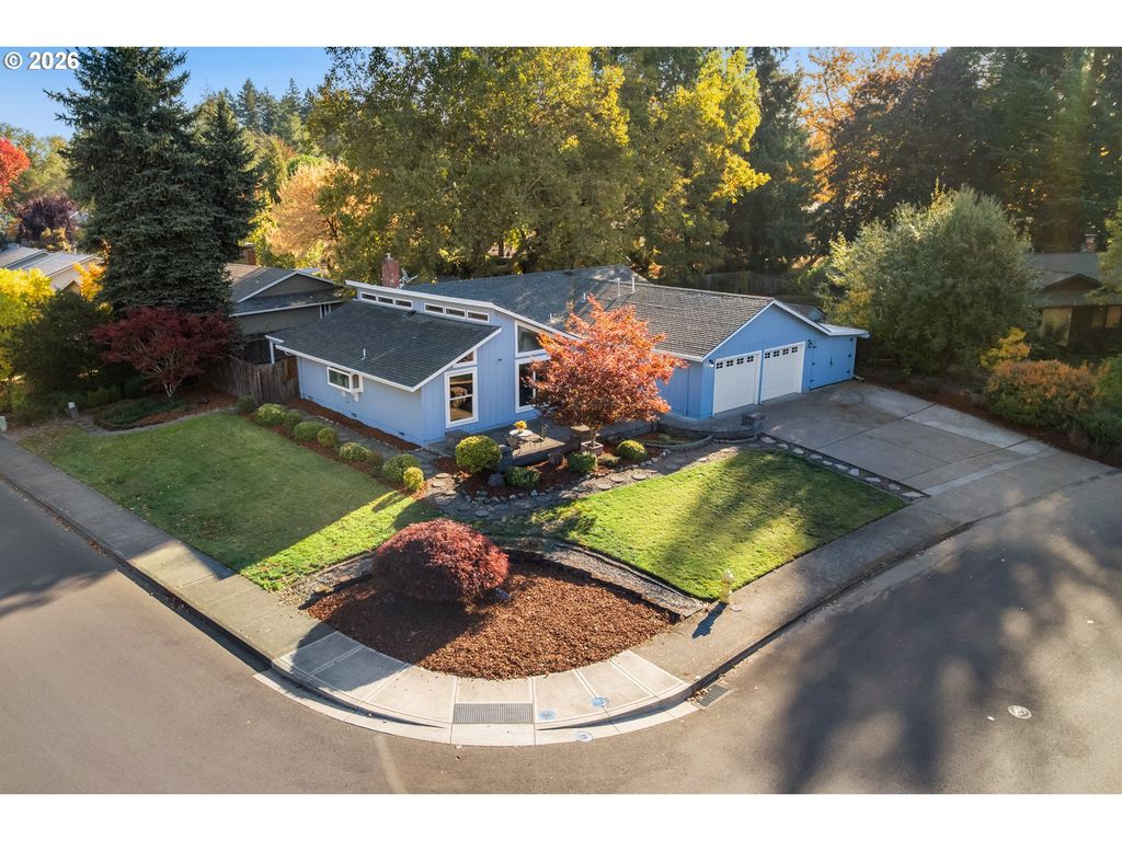 2820 Se BRODIAEA Ct, Hillsboro, OR 97123