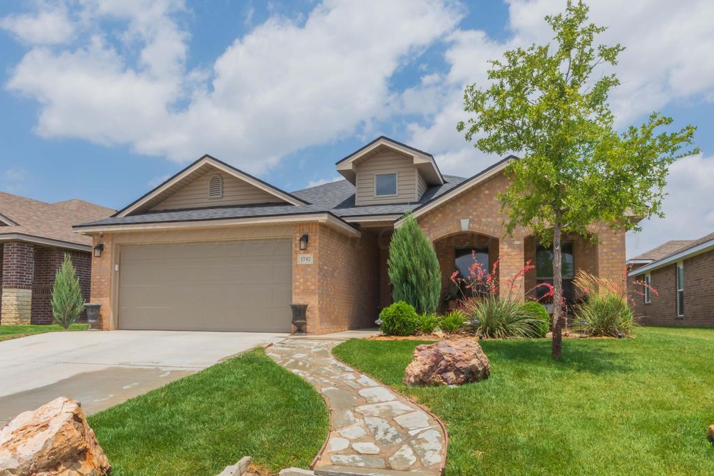 1742 Wesleyan Street, Amarillo, TX 79118