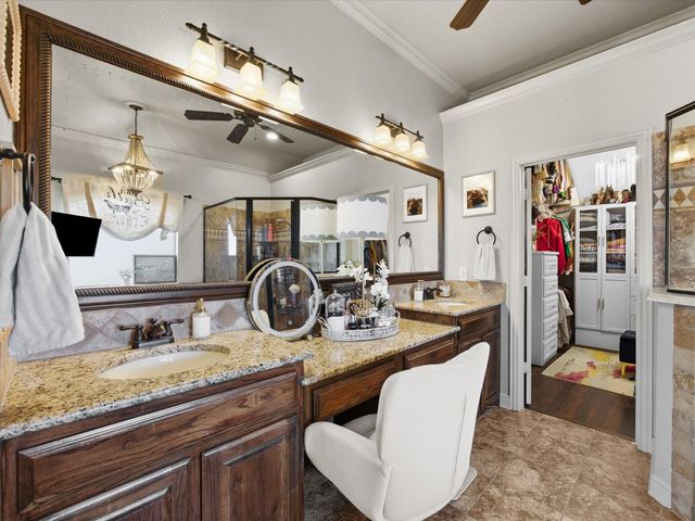 105 Mesquite Court, Decatur, TX 76234