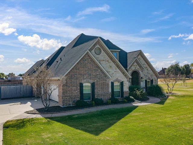105 Mesquite Court, Decatur, TX 76234