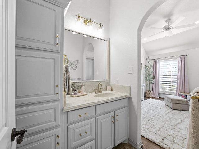 105 Mesquite Court, Decatur, TX 76234