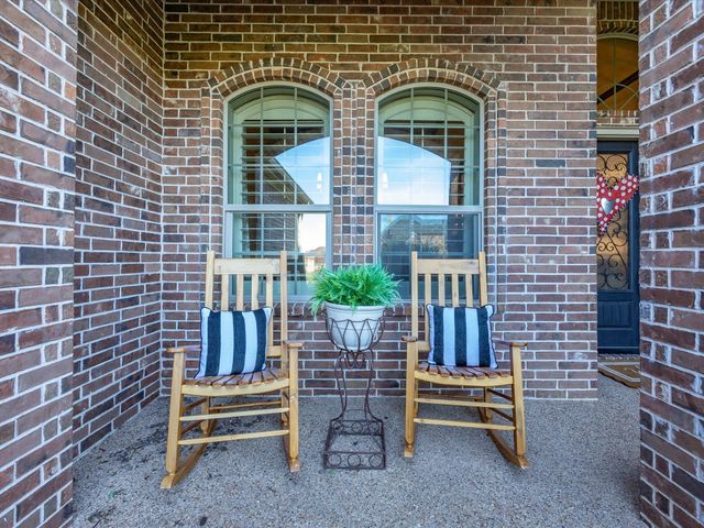 105 Mesquite Court, Decatur, TX 76234