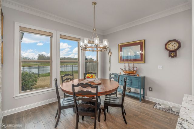 1113 Calle Lago Court, Bossier City, LA 71111