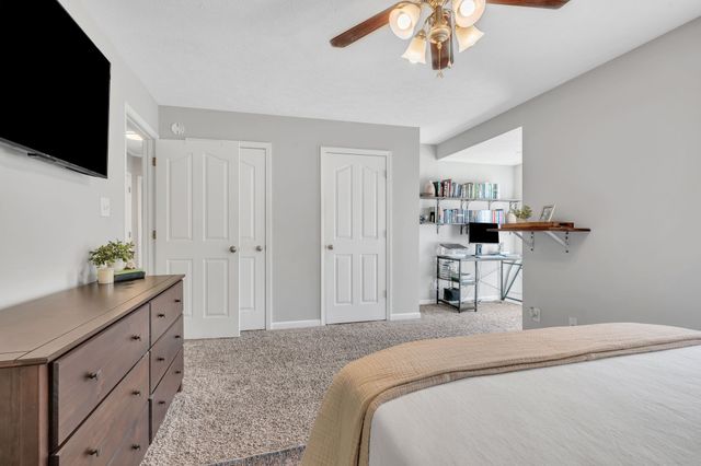 69 West Dr, Clarksville, TN 37040