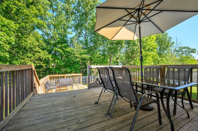 69 West Dr, Clarksville, TN 37040