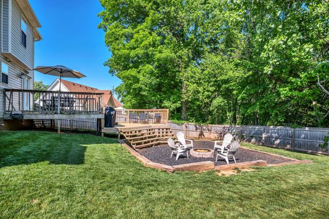 69 West Dr, Clarksville, TN 37040