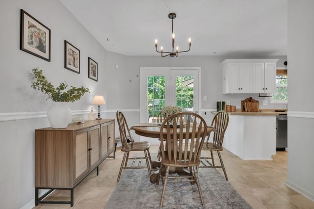 69 West Dr, Clarksville, TN 37040